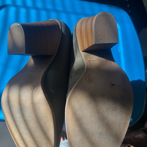 Olive Green booties - Picture 3 of 4